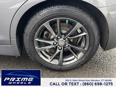 Used 2015 INFINITI Q50 Premium w/ Deluxe Touring Package image 23