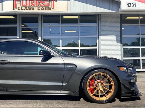 Used 2019 Ford Mustang Shelby GT350R w/ GT350R Equipment Group 920A image 24
