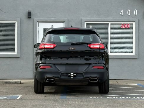 Used 2017 Jeep Cherokee 75th Anniversary image 6