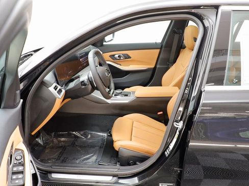 New 2026 BMW 330i xDrive Sedan w/ Convenience Package image 6