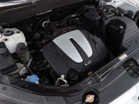 Used 2010 Hyundai Santa Fe SE FWD image 44