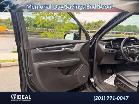 Used 2023 Cadillac XT6 Premium Luxury FWD image 24