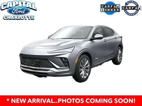Used 2026 Buick Enclave Avenir w/ Super Cruise Package FWD image 2