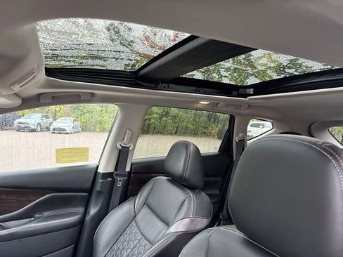 Used 2023 Nissan Murano Platinum w/ Cargo Package image 41