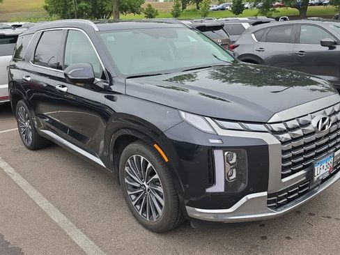 Certified 2024 Hyundai Palisade Calligraphy AWD/4WD image 2