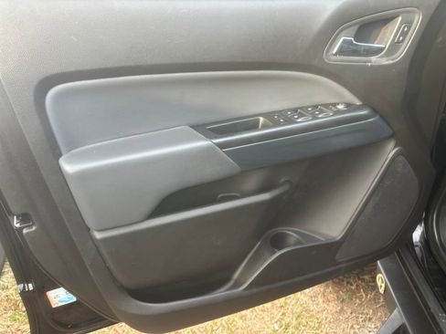 Used 2016 Chevrolet Colorado Z71 image 17