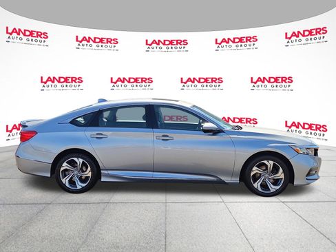 Used 2018 Honda Accord EX-L image 2