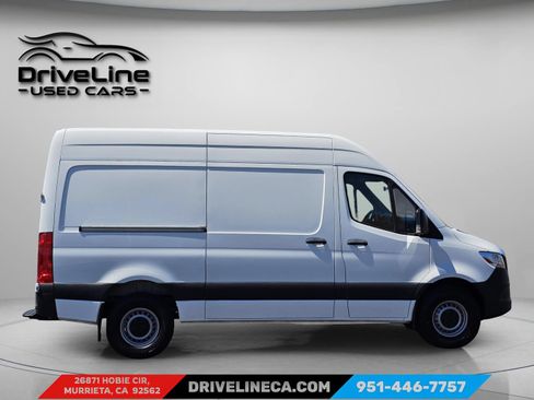 Used 2022 Mercedes-Benz Sprinter 2500 image 14