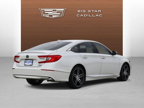 Used 2021 Honda Accord Touring image 5