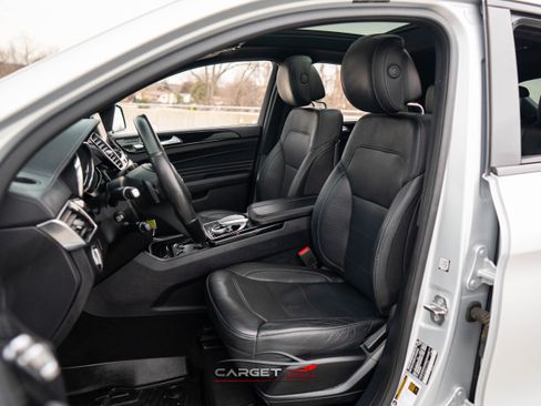 Used 2018 Mercedes-Benz GLE 43 AMG 4MATIC w/ Premium 3 Package image 16