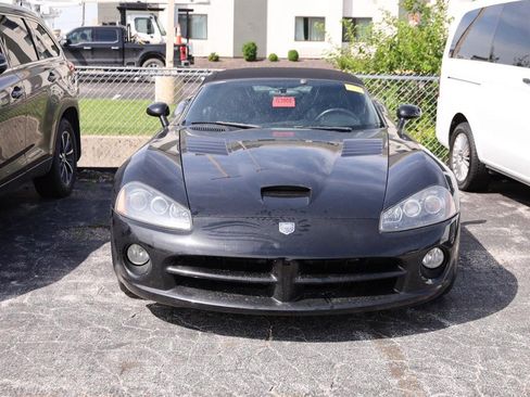 Used 2005 Dodge Viper SRT-10 RWD image 3