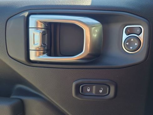 New 2025 Jeep Wrangler Sport S image 22