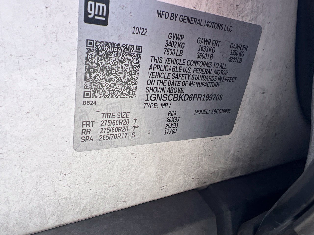 Certified 2023 Chevrolet Suburban LS w/ Driver Alert Package RWD image 6
