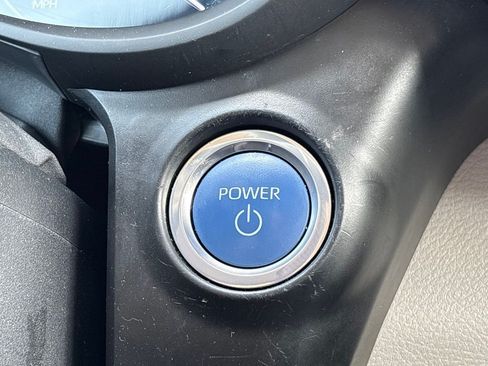 Certified 2023 Toyota Sienna Limited FWD image 15