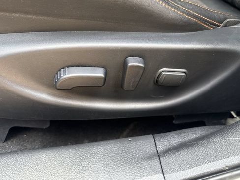 Used 2020 Nissan Maxima SR w/ Sport Mat Group FWD image 12