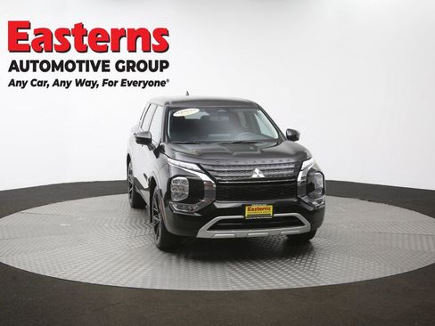 Used 2024 Mitsubishi Outlander SE AWD/4WD image 51