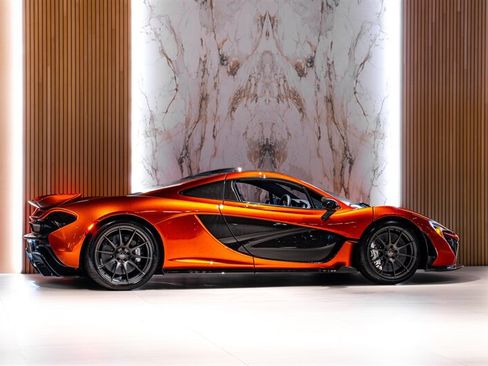 Used 2014 McLaren P1 RWD image 5