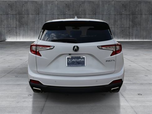Used 2023 Acura RDX w/ Technology Package image 4