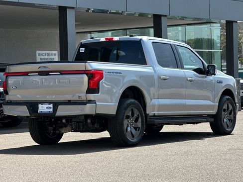 New 2025 Ford F150 Lightning Lariat image 3