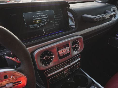 Used 2024 Mercedes-Benz G 63 AMG 4MATIC image 20