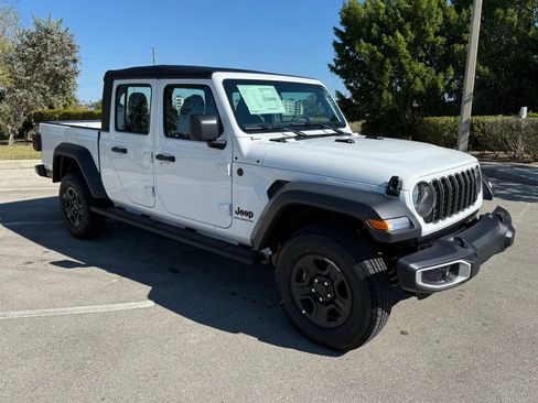 New 2026 Jeep Gladiator Sport image 2