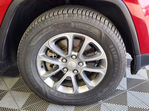 Used 2014 Jeep Grand Cherokee Limited w/ Trailer Tow Group IV AWD/4WD image 9