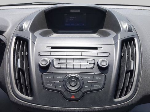 Used 2017 Ford Escape SE FWD image 25