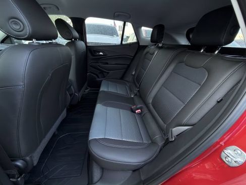 New 2026 Chevrolet Trax LT w/ Driver Confidence Package FWD image 18