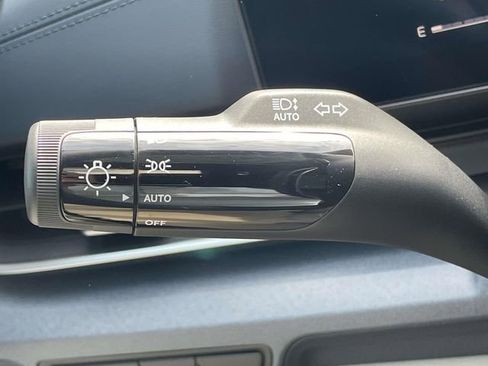 New 2026 Kia Carnival EX FWD image 33