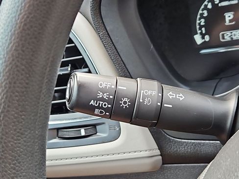 Used 2021 Honda HR-V EX image 25
