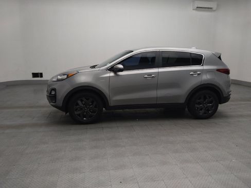Used 2022 Kia Sportage LX w/ LX AWD Value Edition Package image 2