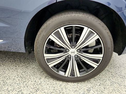 Used 2022 Volvo XC60 B5 Inscription w/ Advanced Package FWD image 9
