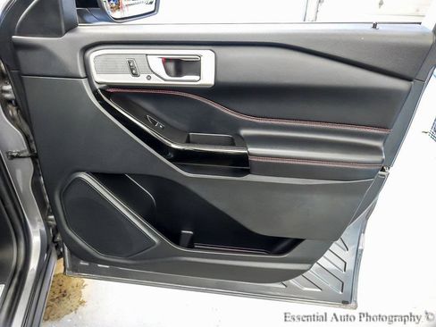 Certified 2022 Ford Explorer ST-Line image 28