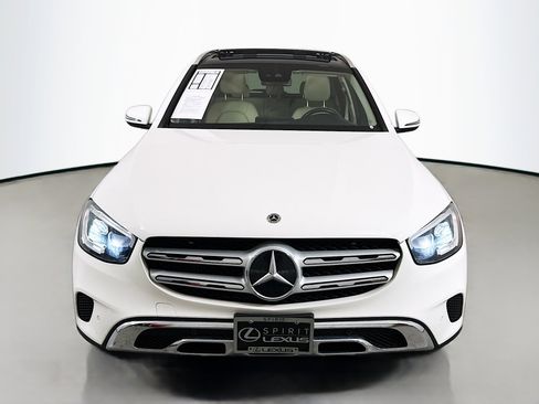 Used 2022 Mercedes-Benz GLC 300 4MATIC image 2