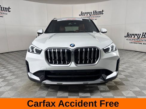 Used 2026 BMW X1 xDrive28i AWD/4WD image 3
