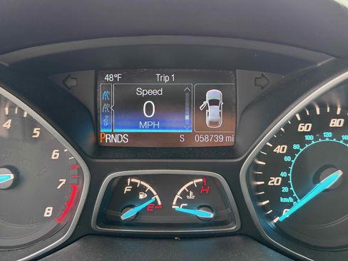 Used 2015 Ford Escape Titanium w/ Equipment Group 301A image 17