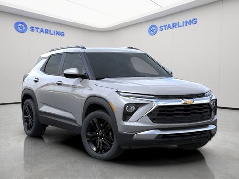 New 2026 Chevrolet TrailBlazer LT w/ Midnight Edition FWD image 5