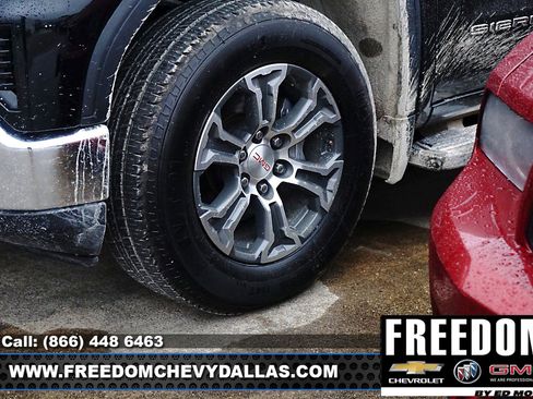 Certified 2024 GMC Sierra 1500 SLT image 10