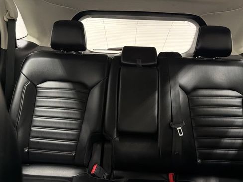 Used 2023 Ford Edge SEL AWD/4WD image 35