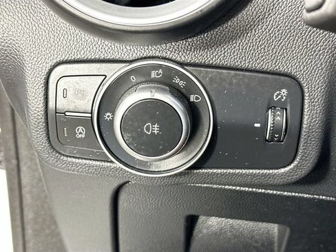 Used 2023 Alfa Romeo Stelvio Veloce AWD/4WD image 26