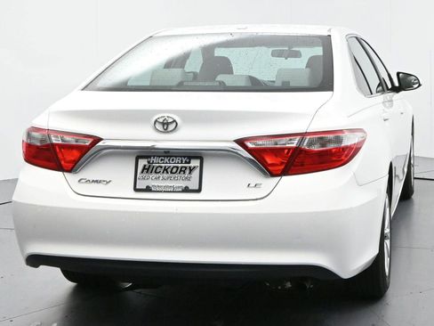 Used 2015 Toyota Camry LE FWD image 6
