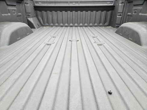 Used 2024 Chevrolet Silverado 2500 Custom w/ Custom Value Package image 36