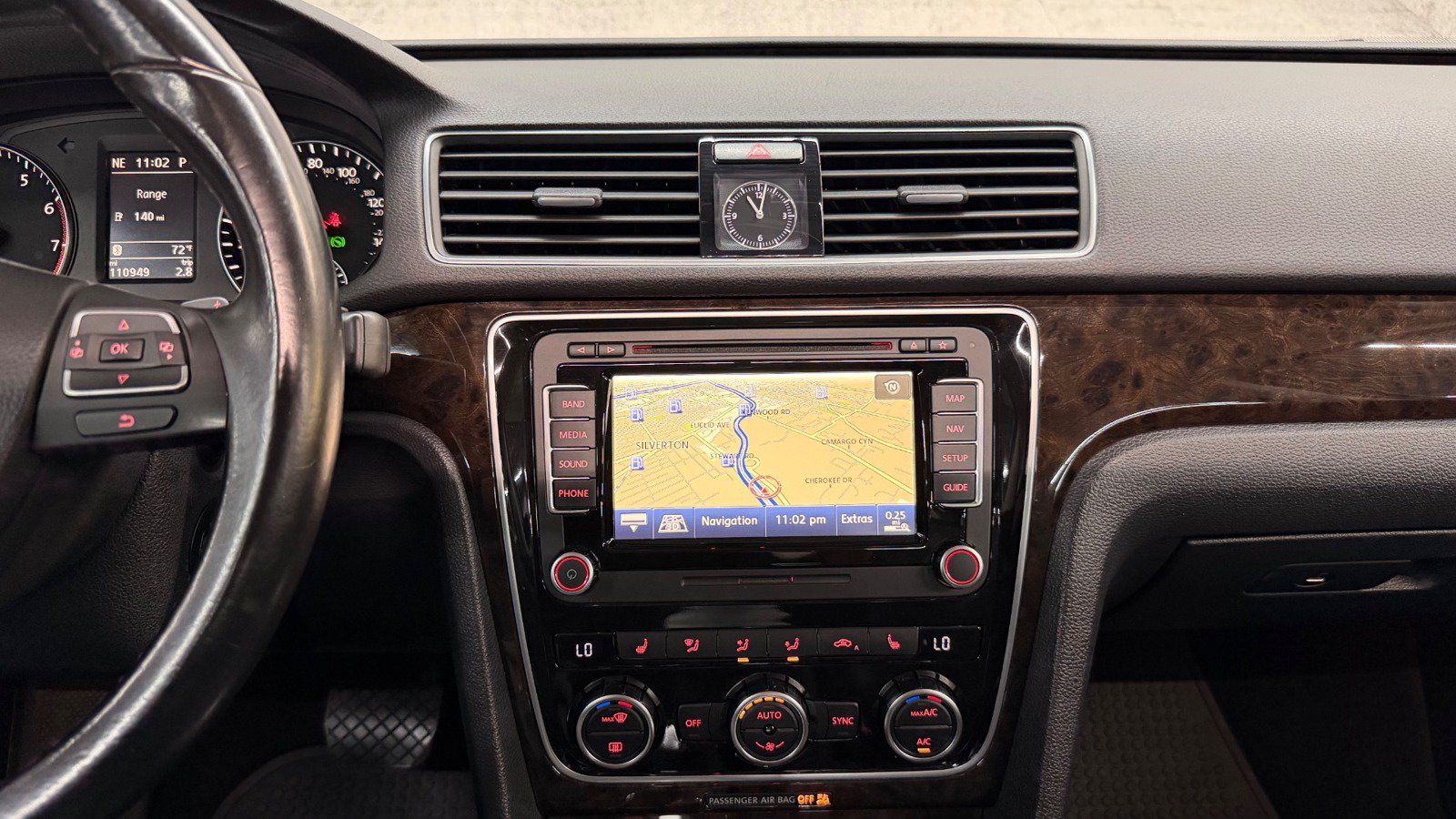 Used 2014 Volkswagen Passat 3.6 SEL Premium FWD image 39