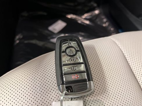 New 2026 Lincoln Aviator AWD image 43