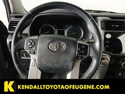 Used 2016 Toyota 4Runner SR5 image 12