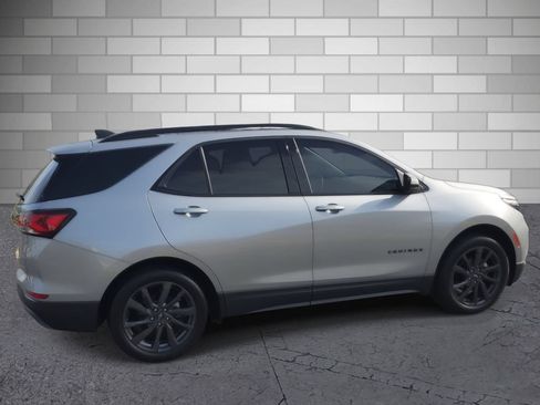 Used 2024 Chevrolet Equinox RS w/ RS Leather Package FWD image 6