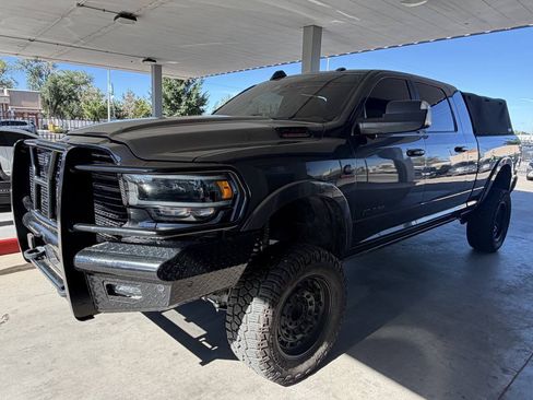 Used 2020 RAM 2500 Laramie AWD/4WD image 4