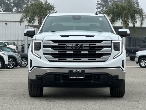 New 2026 GMC Sierra 1500 SLE w/ LPO, Black Badging Package image 8