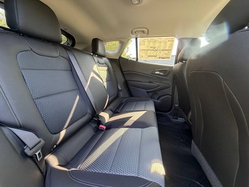 New 2026 Chevrolet Trax LT w/ Driver Confidence Package FWD image 19