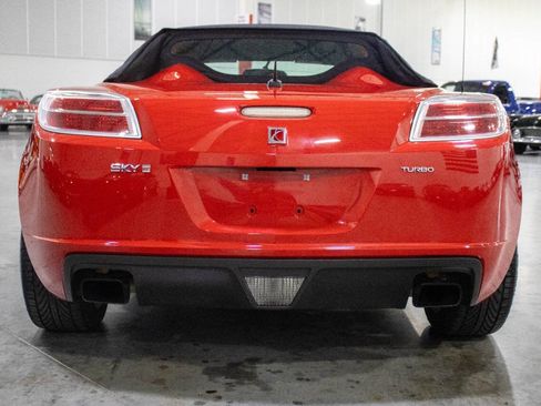 Used 2008 Saturn Sky Red Line image 22